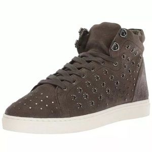 Vince Camuto NWOB Women's Bestinda Color Gargoyle